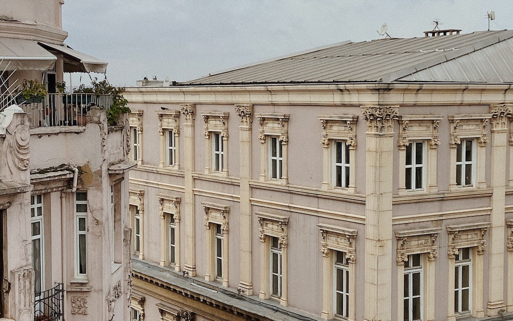 Holiday Gifting for the World Traveler